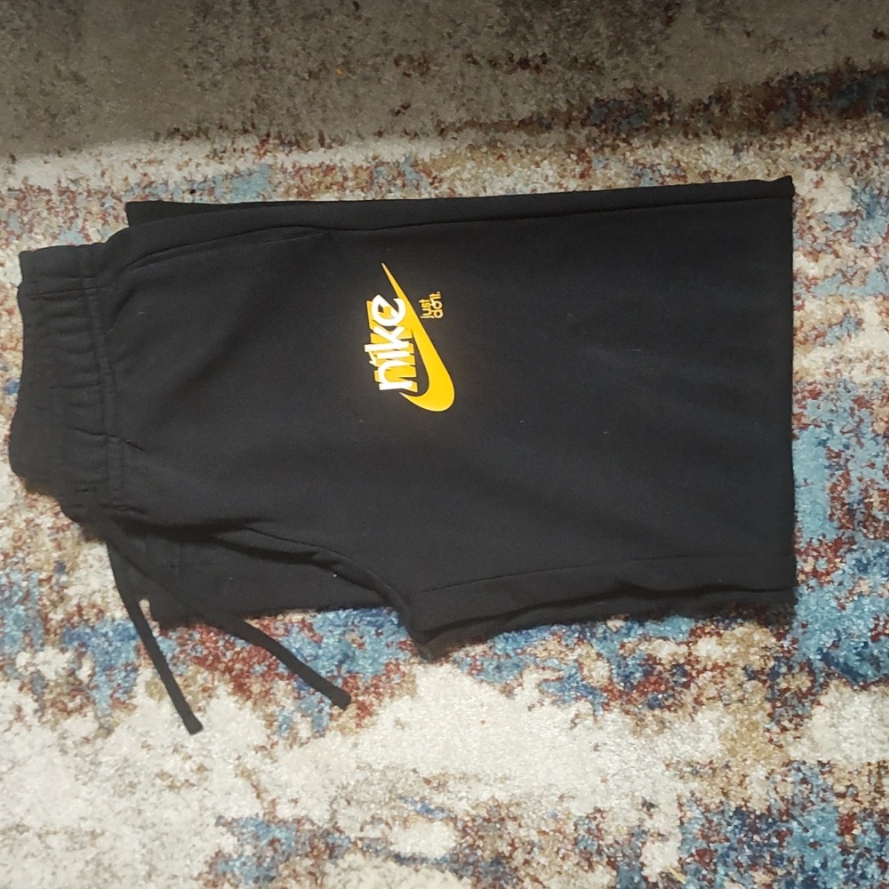Nike Small Black Sweatpants - Picture 3 of 7